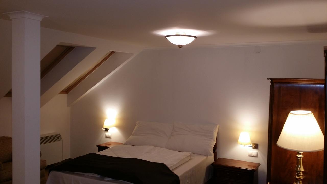 Opera Loft Rooms And Apartments Boedapest Buitenkant foto
