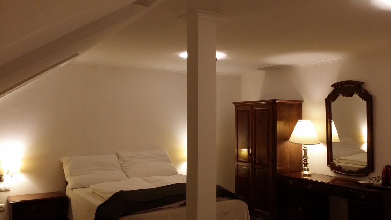 Opera Loft Rooms And Apartments Boedapest Buitenkant foto